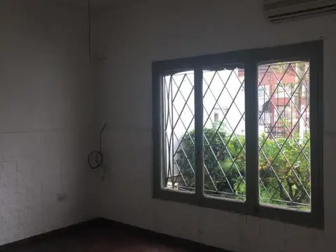 VENTA DE CASA Y LOCAL EN LOS POLVORINES