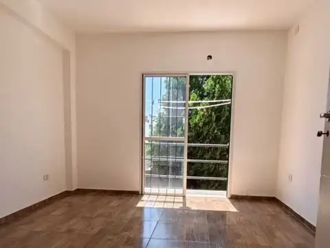 Depto Tipo Casa en Alquiler en General San Martin, $ 550.000
