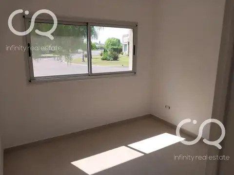 Venta Casa San Sebastián - Área 13 Financiable
