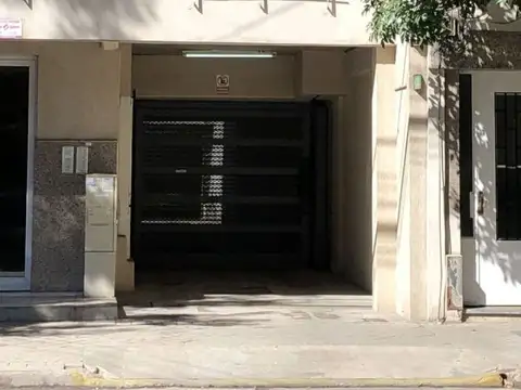 MENDOZA Y SANTIAGO EXCELENTE UBICACIÓN COCHERA VENTA