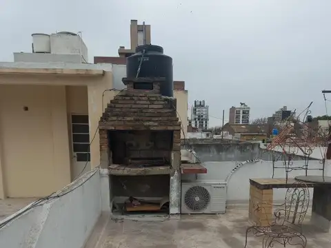 Depto Tipo Casa en Venta 60 años