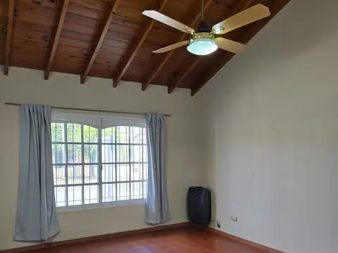 Casa en Venta en José Clemente Paz, USD 179.000
