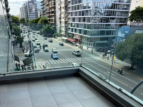 HERMOSA OFICINA A ESTRENAR EN BELGRANO. CORREDOR NORTE. LIBERTADOR