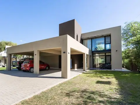 Venta Casa Barrio CUBE Pileta Vista al Lago 7 amb