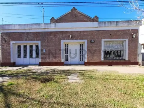 CASA EN VENTA. SAN EDUARDO