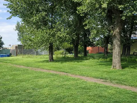 Terreno en Venta 10  mts Fondo