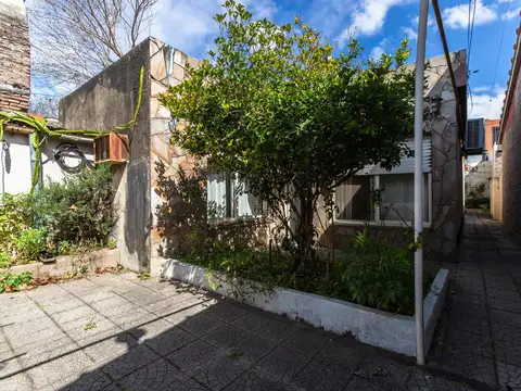 Casa en Venta en Barrio Industrial, USD 60.000