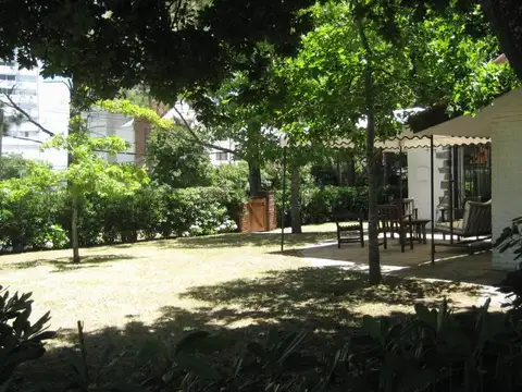 Casa en Alquiler Temporal con 1 cochera