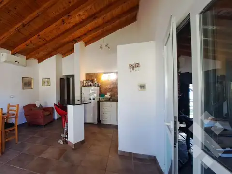 Casa en Alquiler con 1 cochera