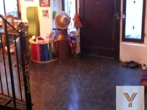 Depto Tipo Casa en Venta de 5 ambientes
