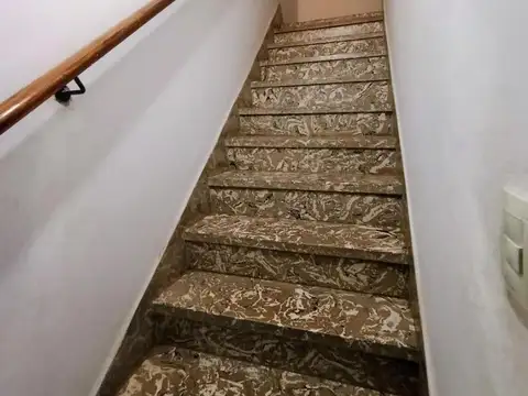 Depto Tipo Casa en Venta 35 años