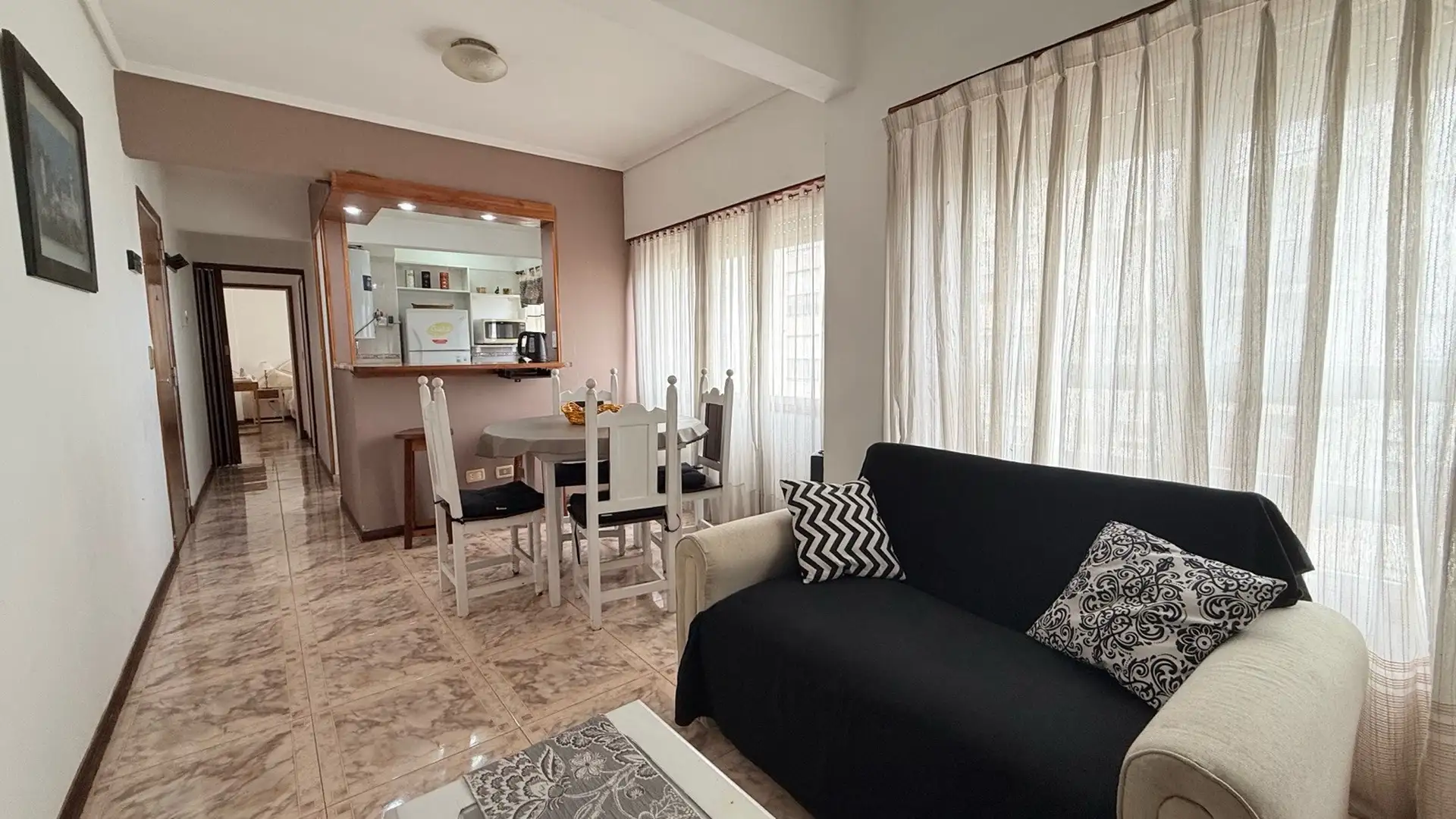 Depto 2 amb reciclado, 40m² ideal estudiantes - La Perla