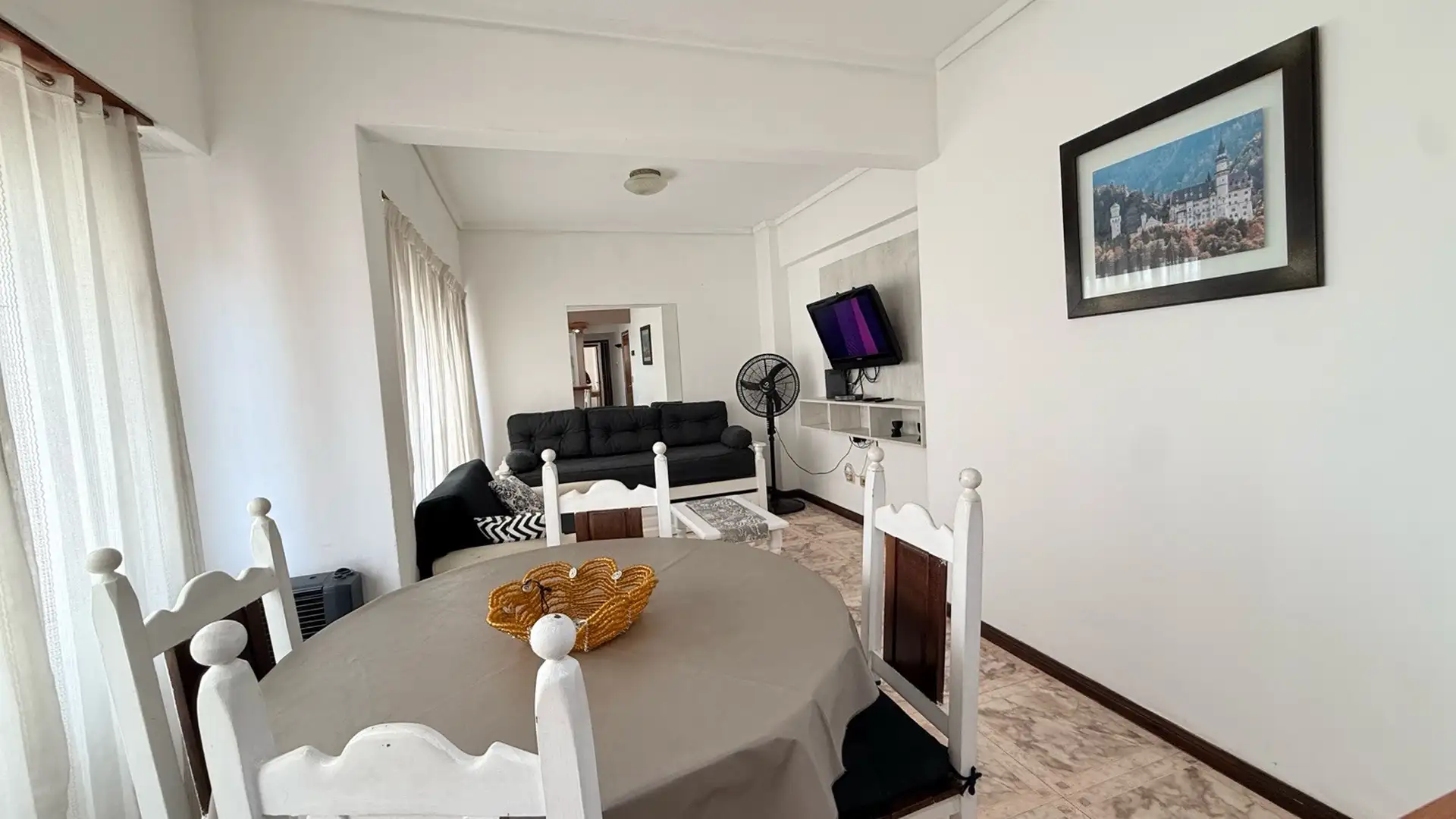 Depto 2 amb reciclado, 40m² ideal estudiantes - La Perla