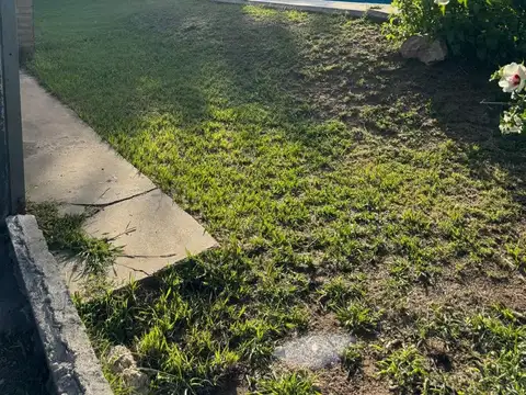 VENTA CASA 3 DORMITORIOS CON PILETA , V.CARLOS PAZ