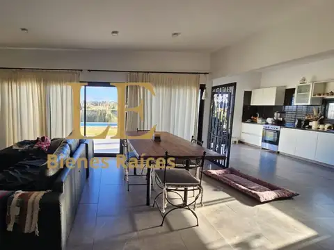 VENTA DE CASA EN EL NAUDIR