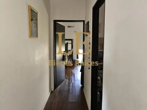 Casa en Venta con 4 cocheras