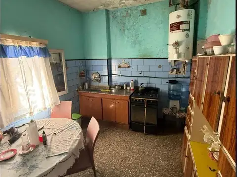 Casa 3 ambientes con 1 baño
