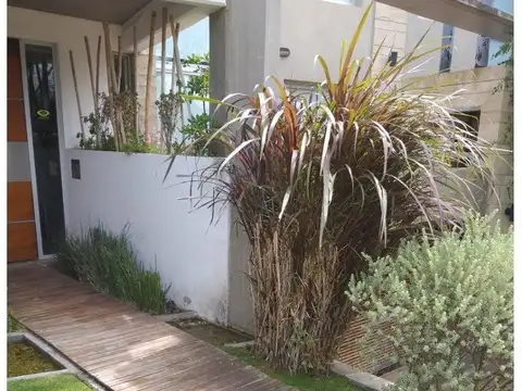 Cerca del Mar. Pinamar. Estudio Ambiente.