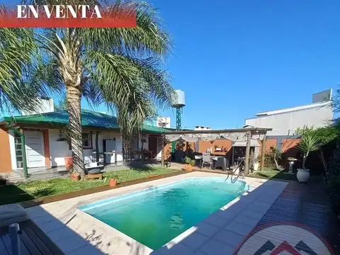 Espectacular casa con pileta 