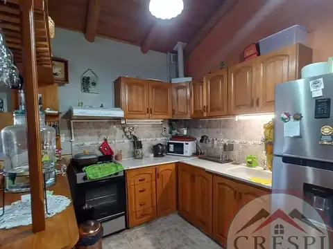 Casa en Venta con 3 cocheras