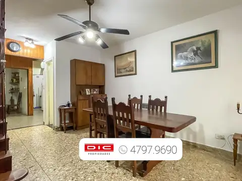 Casa 4 dormitorios Venta - Vicente Lopez - Vias/Maipu