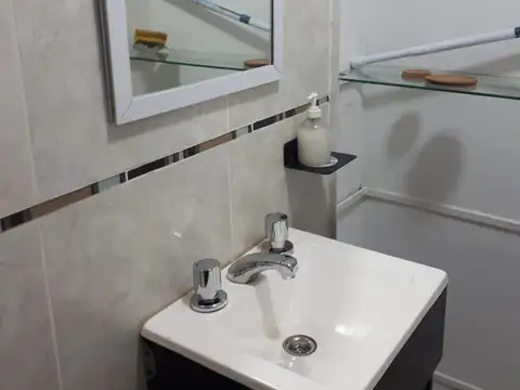 Depto Tipo Casa en Alquiler 70 años
