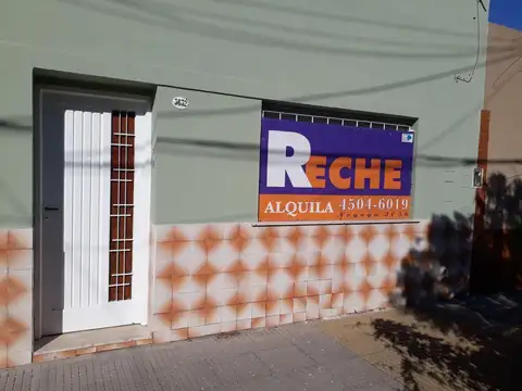 Depto. 2  Amb., Planta Baja, Apto Profesional,