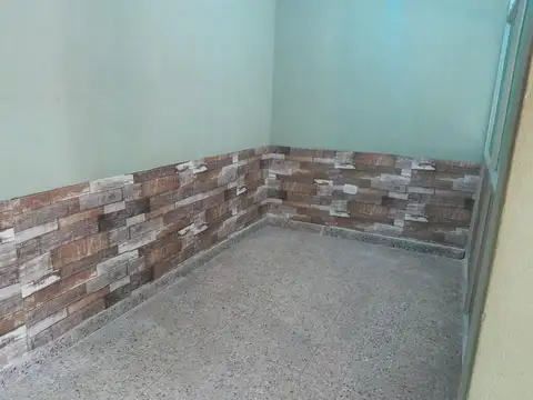 Depto Tipo Casa en Alquiler 70 años