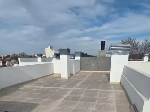 Departamento en Venta con 5 cocheras