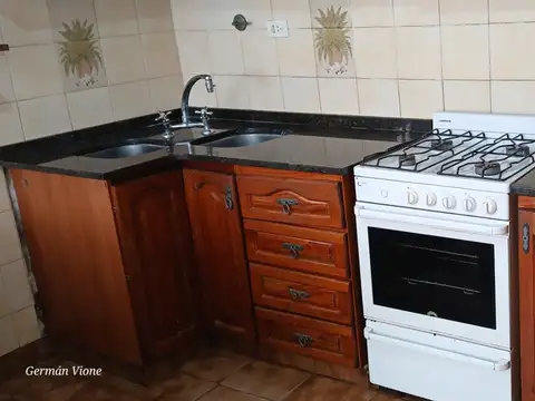 Departamento 4 ambientes con 2 baños