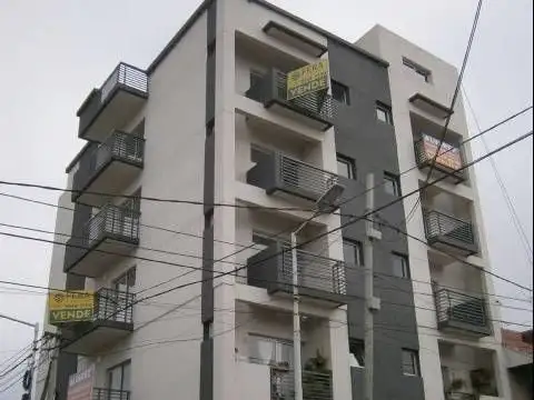 Departamento - Alquiler - Argentina, Avellaneda - Av.Belgrano  4399