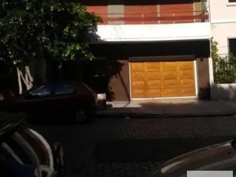 Departamento en venta - 3 Dormitorios 3 Baños - 110 mts2 - Flores