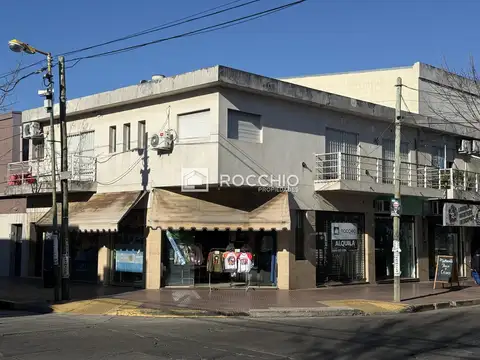 Pacifico Rodriguez  al 7100