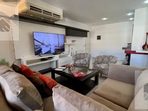 Departamento en Venta con 2 cocheras