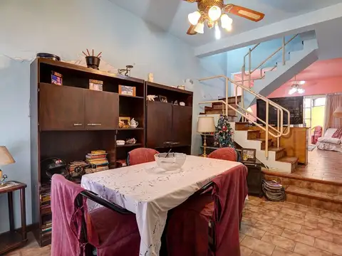 Depto Tipo Casa 4 ambientes con 1 baño