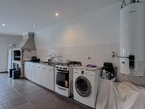 ALQUILER CASA 4 AMB LOS TILOS CON PILETA Y QUINCHO