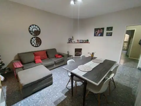 Depto Tipo Casa en Venta con 1 cocheras