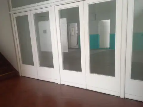 Oficina en Alquiler 40 años