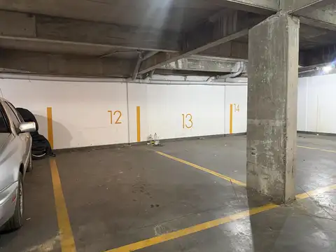 Cochera en Centro