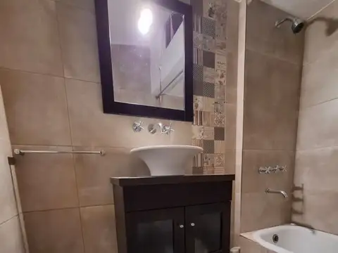 Depto Tipo Casa en Alquiler en Santa Fe, $ 900.000