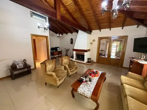 Casa en Venta en Zarate, USD 290.000