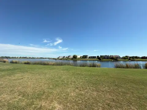 Terreno en Venta 45  mts Fondo