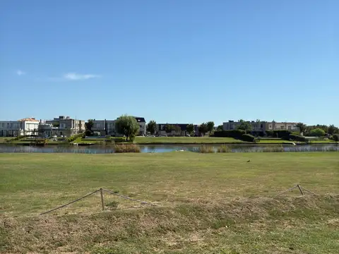 Terreno en Venta de 938,0 m2