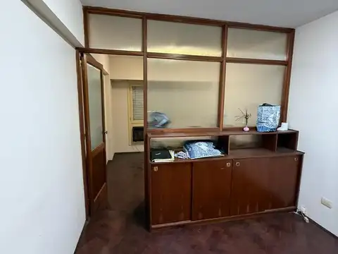 Oficina en Venta 69 años