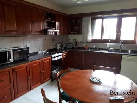 Casa en Venta en Castelar Norte, USD 430.000