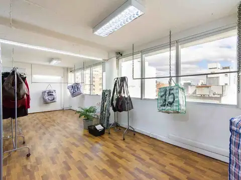 Oficina con Cochera RENTA Edificio Corp Seg 24hs