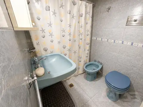 Depto Tipo Casa en Venta con 2 cocheras