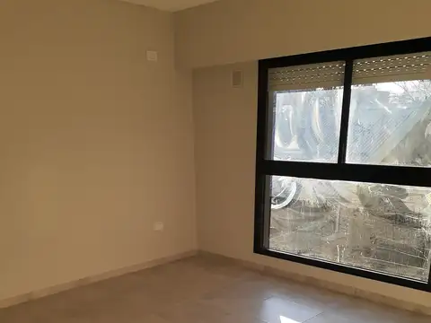 Departamento en Alquiler en Luis Agote, $ 350.000