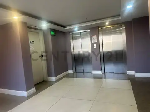 25 DE MAYO 1200, Piso 0