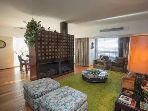 Arroyo al 800